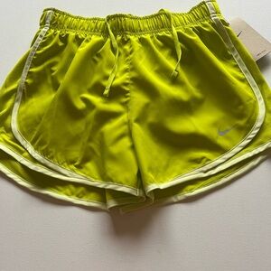 NWT Nike Women's Tempo‎ Pace Running Shorts 2.0 Size SP (E5)